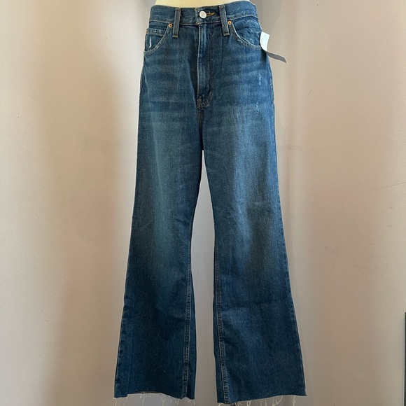 NEW BDG High-Waisted Twisted Flare Jean - Picture 4 of 7